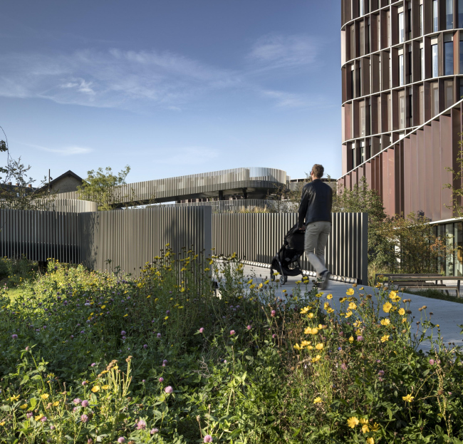  Maersk,        Adam Mørk