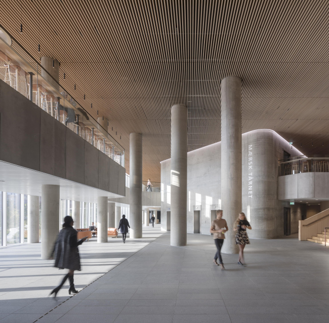 ����� Maersk, ������ ���������� ����������� ���� ��������������� ������������ � Adam Mørk