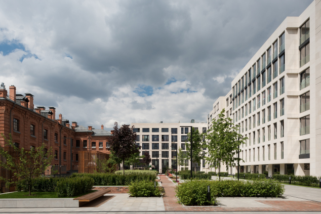 "Wine House" residential complex. Photograph � Ilia Ivanov