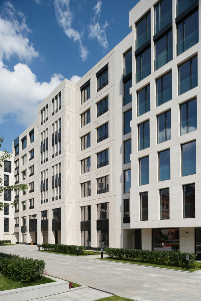 "Wine House" residential complex. Photograph � Ilia Ivanov