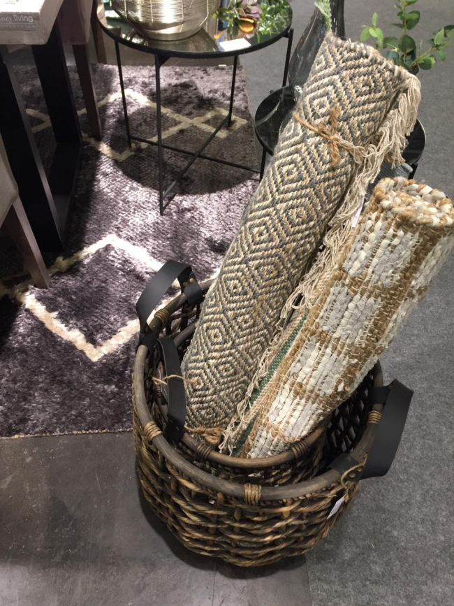 ��� ����� ����������. ���� � Eva Couve