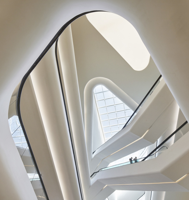 �������� Central Embassy � Hufton + Crow