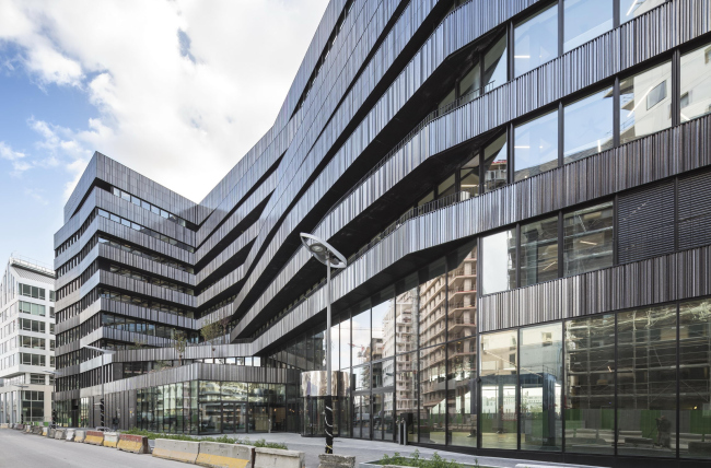 ������� ������ Lot 7 � Sergio Grazia