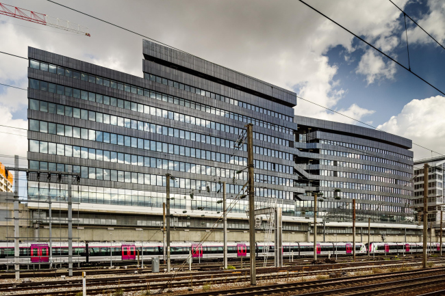 ������� ������ Lot 7 � Stefan Tuchila