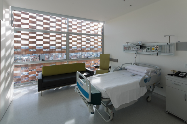 �������� Fundación Santa Fe de Bogotá � ���������� � Alejandro Arango