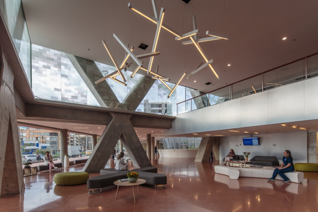 �������� Fundación Santa Fe de Bogotá � ���������� � Alejandro Arango