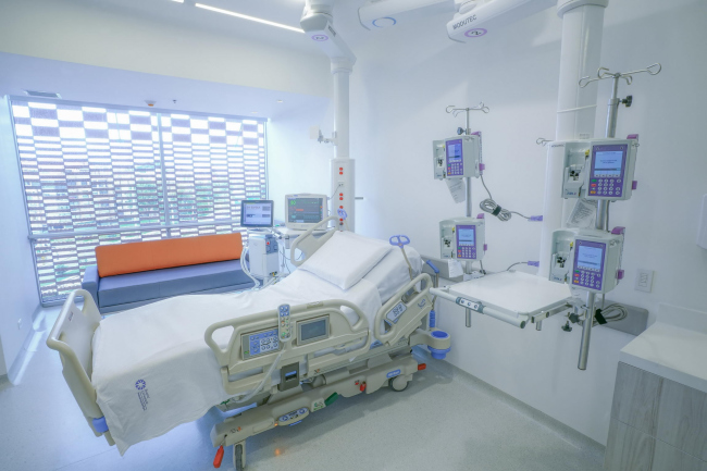 �������� Fundación Santa Fe de Bogotá � ���������� � Fredy Fortich / El Equipo Mazzanti