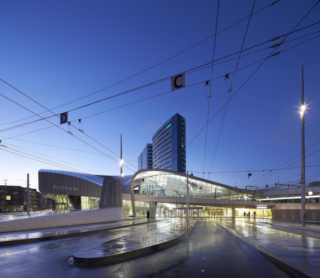 Центральный вокзал Арнема. Фото © Hufton+Crow. Предоставлено Zumtobel Group Award