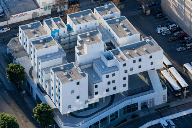 ����� �������� Star Apartments. ���� � Iwan Baan. ������������� Zumtobel Group Award