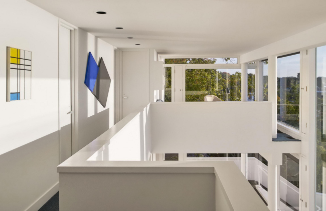 ��� ���� ����. ���� � Mike Schwartz