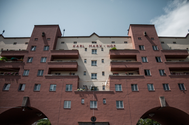 ����-�����-���. ���� � ����� ������