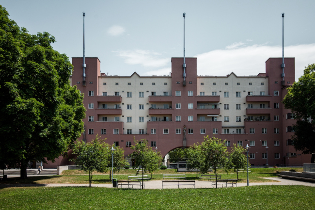 ����-�����-���. ���� � ����� ������