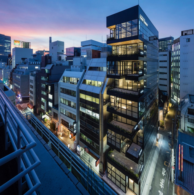 �������� ���������� Kanda Terrace. ���� � Shigeo Ogawa