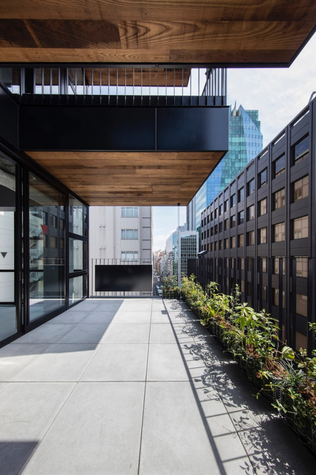 �������� ���������� Kanda Terrace. ���� � Shigeo Ogawa