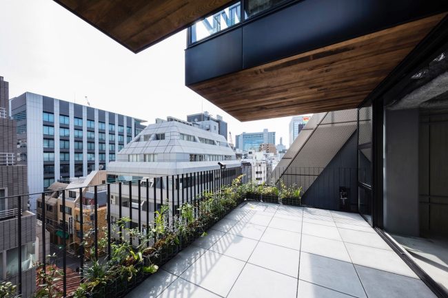 �������� ���������� Kanda Terrace. ���� � Shigeo Ogawa