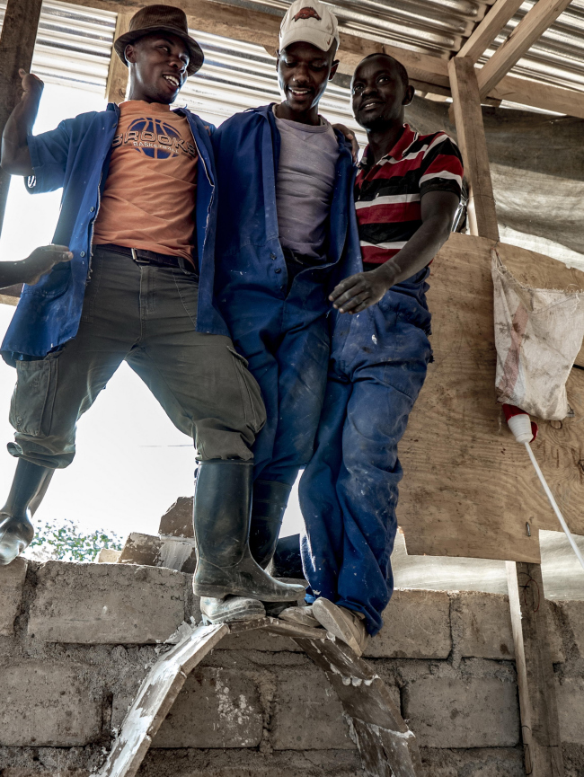 ����������� ��������� ������� � �������� ������������� � Light Earth Designs