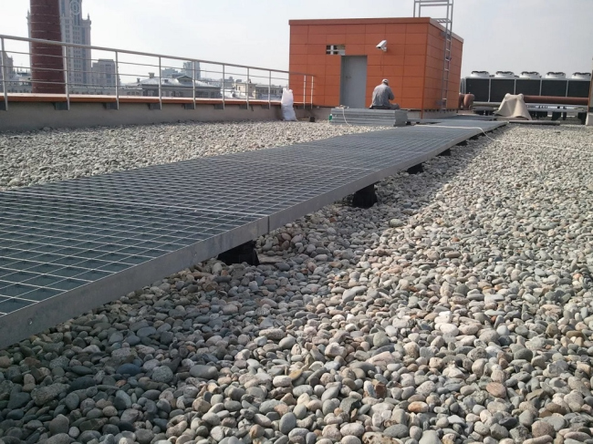 ��������������� ������ �� ������ ����. ���������� � Rosso Riva; Buzon-������