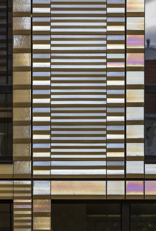 ���������� ����� � ���������� �������� � ������ � Luc Boegly