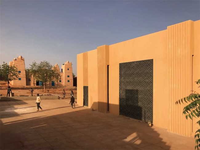  Legacy Restored.  : Mariam Kamara, atelier masomi, ; Yasaman Esmaili, studio chahar, 