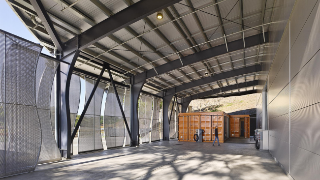 ���������� Odette Estate � Adrian Gregorutti