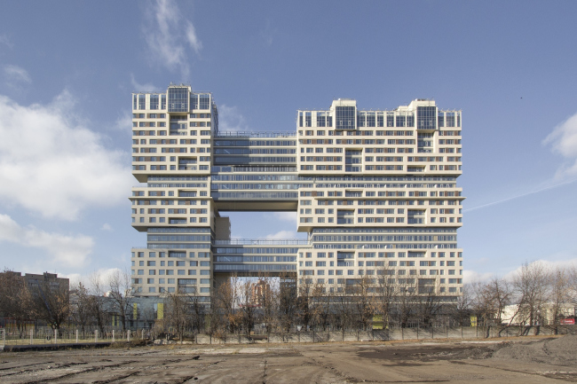 ����� �������� �Versis� �� ����������� ��������� � ������������� ���� �������