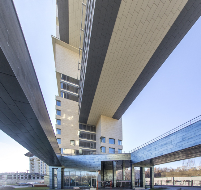 ����� �������� �Versis� �� ����������� ��������� � ������������� ���� �������