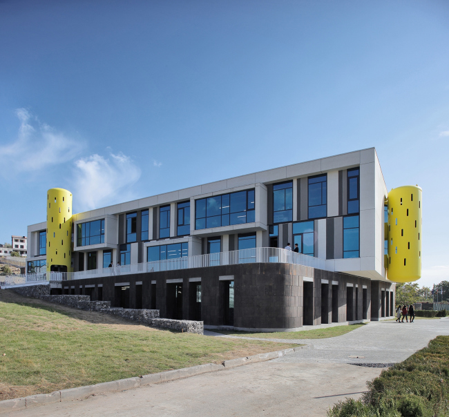AYB School � ������� � Storaket Architectural Studio 
