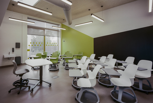 ������������� ����� �������� / ����������� 8 A.M., ������