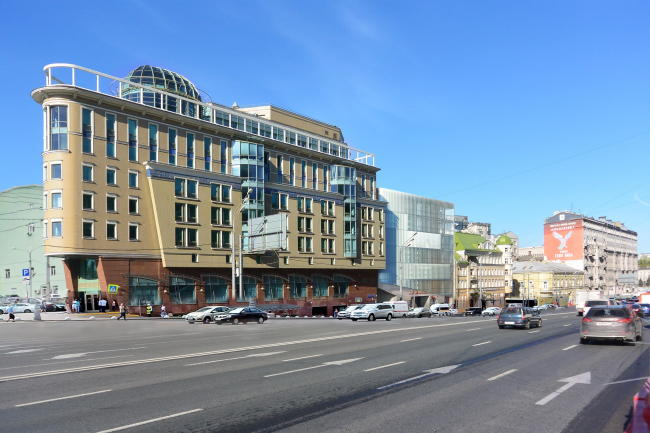 Administrative and business building in the Myasnitsky Drive. Photo montage in the Sadovo-Spasskaya Street  Ostozhenka