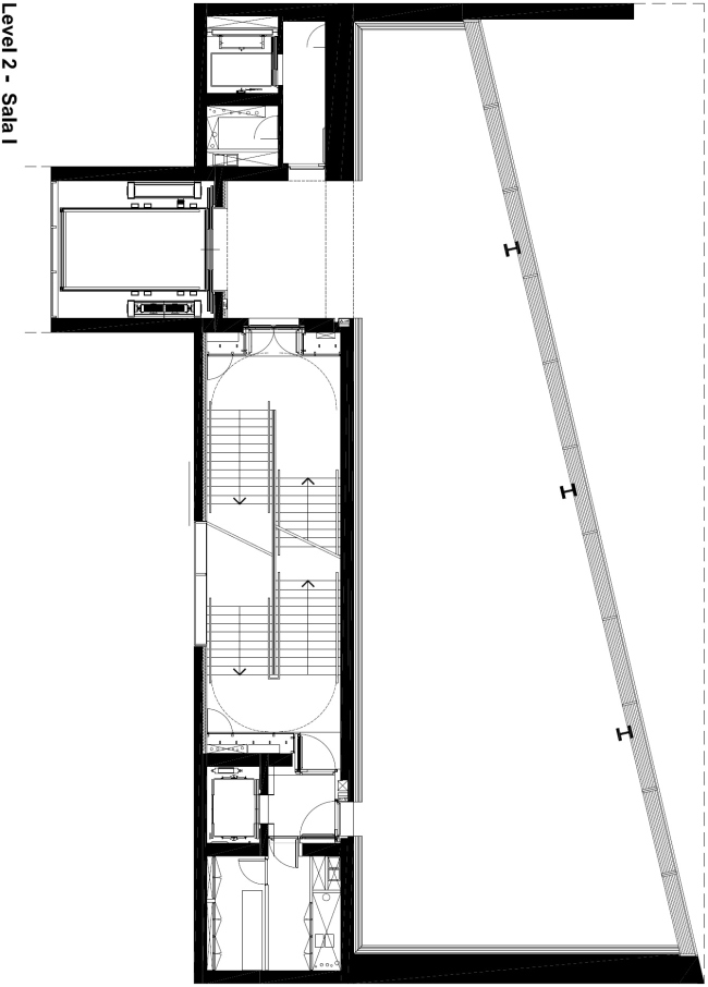 ������ Torre � ��������� ����� Prada � OMA