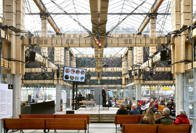 ��������� ���������, bureau SLA & Overtreders W. ���������� � Filip Dujardin