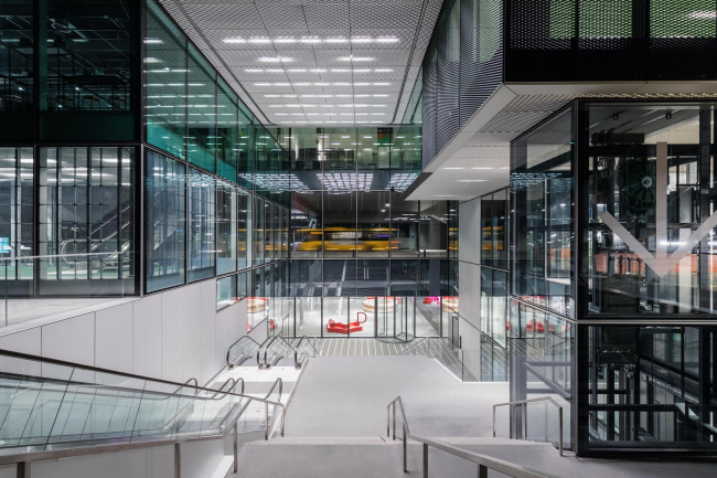 �������� BLOX. ����: Delfino Sisto Legnani & Marco Cappelletti � OMA