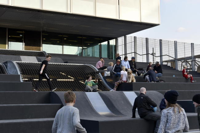 �������� BLOX. ����: Hans Werlemann � OMA