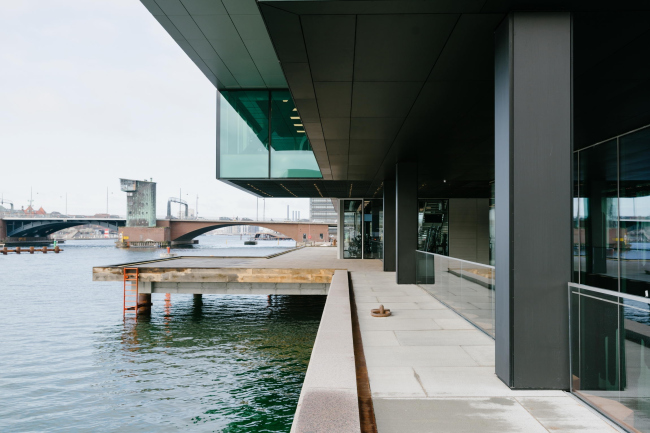 �������� BLOX. ���� � Richard John Seymour, ������������� OMA