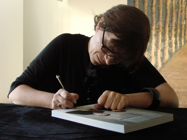 ����������� �������� ��������� � ������� RuArts, �������� ������� ��� ������ ����� ����� � ������� ��������� ������ ���� ����� � �� ����� �������������� ������ ��������, � ��� �������� ���� �������������� ����������.  ���� ����� ���� ����� ������� ������ � ������ ���������� ������� ����������� �������� ����������� ��������