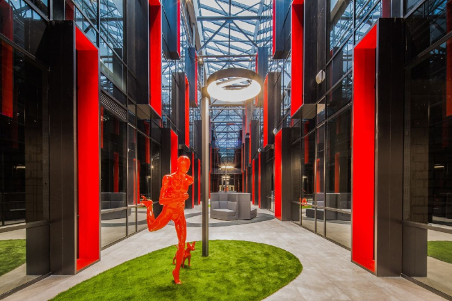 ������-����� Neo Geo / ������������� ���� T+T Architects