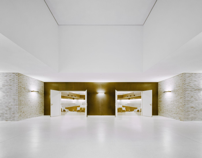 ���������� ��� �������� ����������� ����� �������� �����. ���� � Brigida González