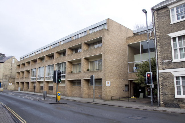 ������ 1973 ���� �� �������������. ������� �����. ������������� Niall McLaughlin Architects