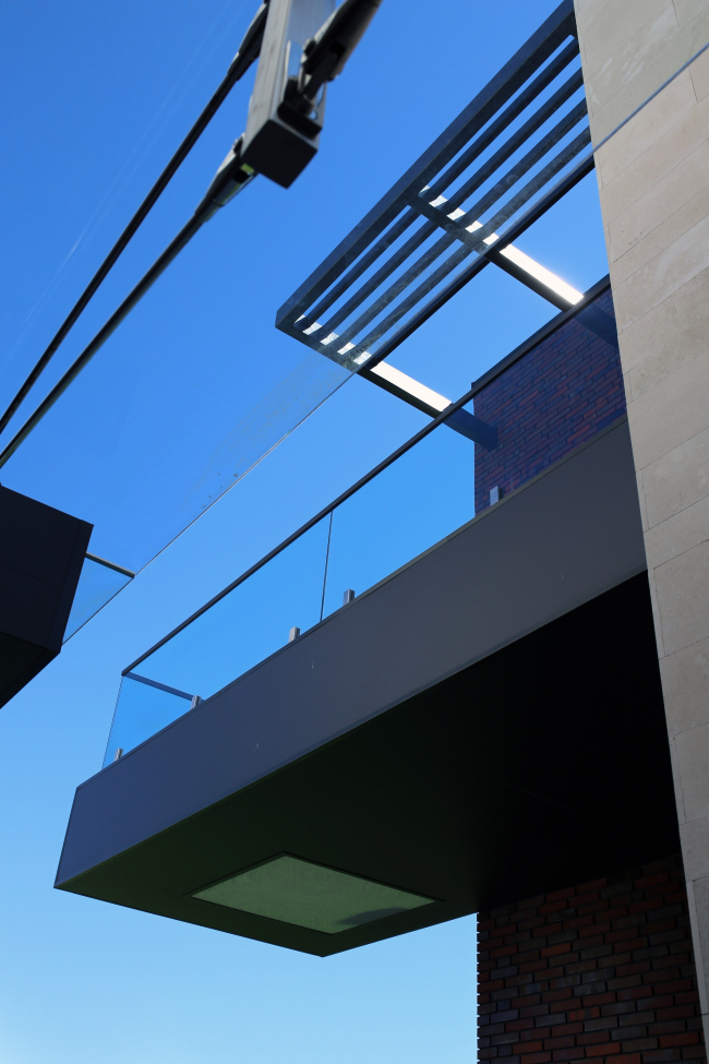 P-House countryside residence � Fourth Dimension