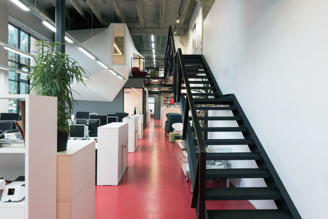 ATRIUM office. Photograph � Sergey Nadtochiy / ATRIUM