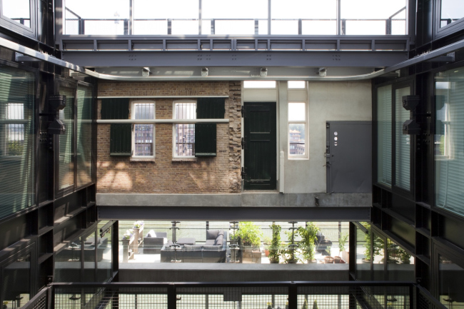 ����� �������� Jobsveem (���������). ������: Mei architects, Wessel de Jonge
Architects. ������������� ������� ���������� ��������� � ����������.  ������ ����� ���� ���������� � ����� � ��������, ��������� ����� ������ -������� ��������. �  EROENMUSCH