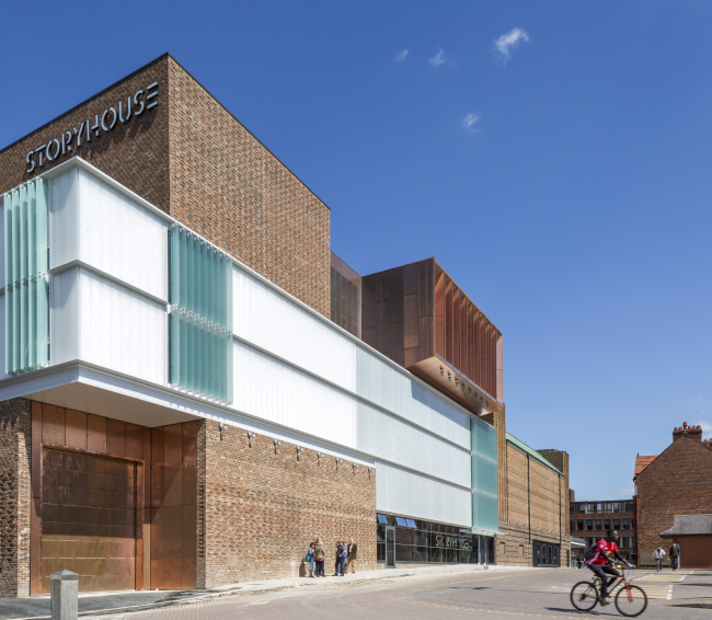 ���������� � ����� ���������, ������. 
Bennetts Associates, Ellis Williams Architects. ���������� � Peter Cook