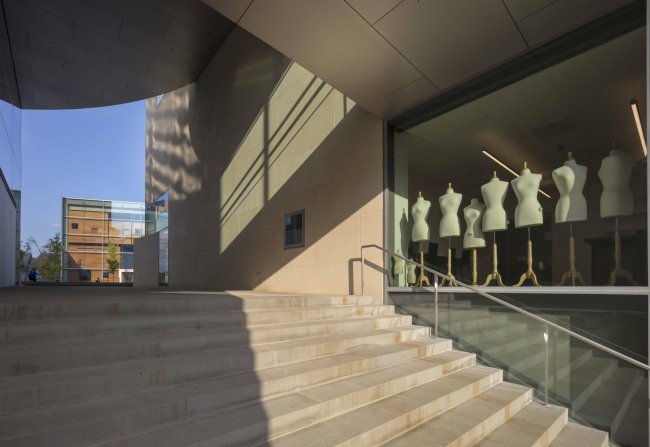 �������� �������� ������ ������������� ������������ � Paul Warchol