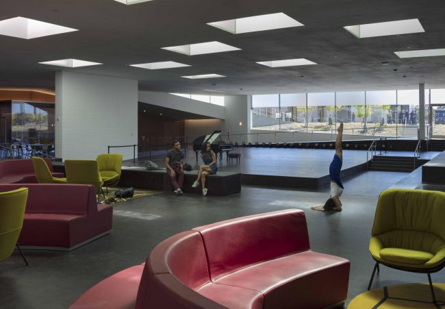 �������� �������� ������ ������������� ������������ � Paul Warchol