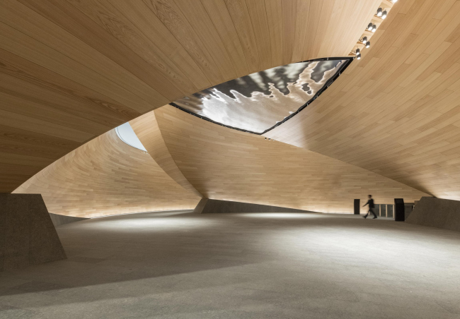 ����������� ����-�������� �������� Bloomberg � ������� � Nigel Young / Foster + Partners