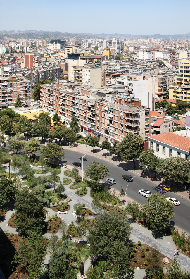 ������� ����������� � ������������� � Filip Dujardin