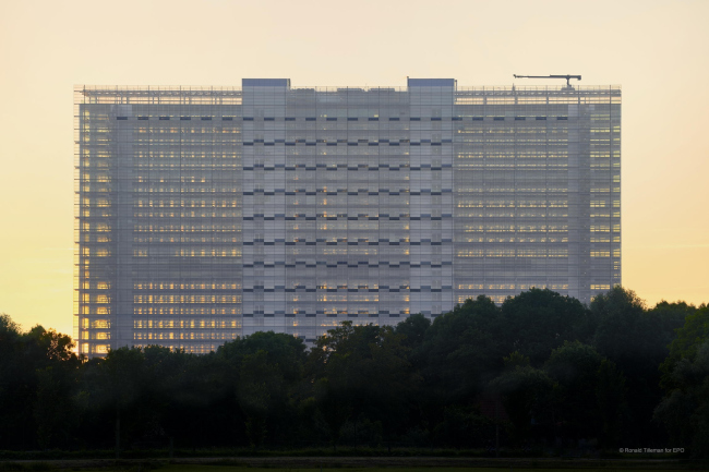 ������� ������ ������������ ���������� ���������. ���� � Ronald Tilleman ��� European Patent Office