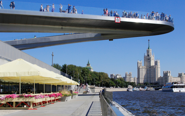 The Moskva River Embankment in the Zaryadye Park � Julia Tarabarina, Archi.ru, 08.2018