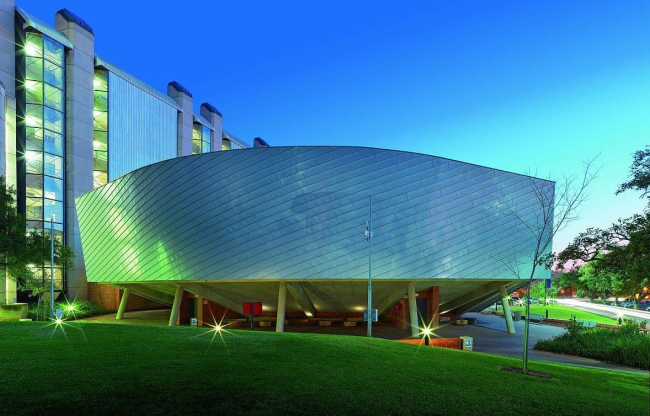 ����� ������ ����������������� ������������ � RHEINZINK