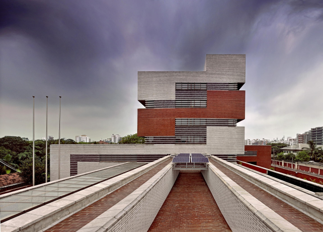 ���������� �������� � ������� � ��������� � Amit Pasricha